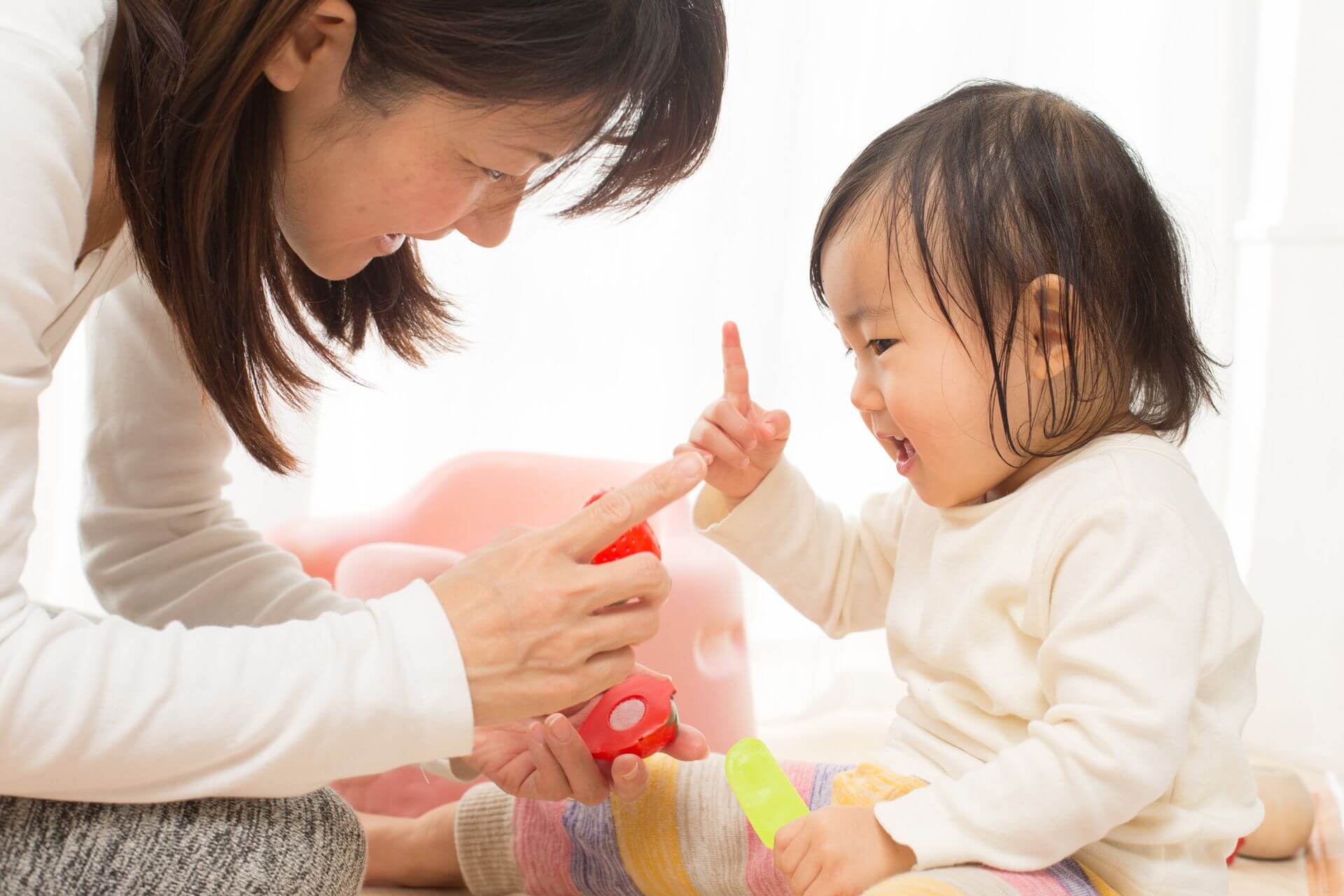 託児所と保育園や幼稚園との違いは？施設別の特徴を解説